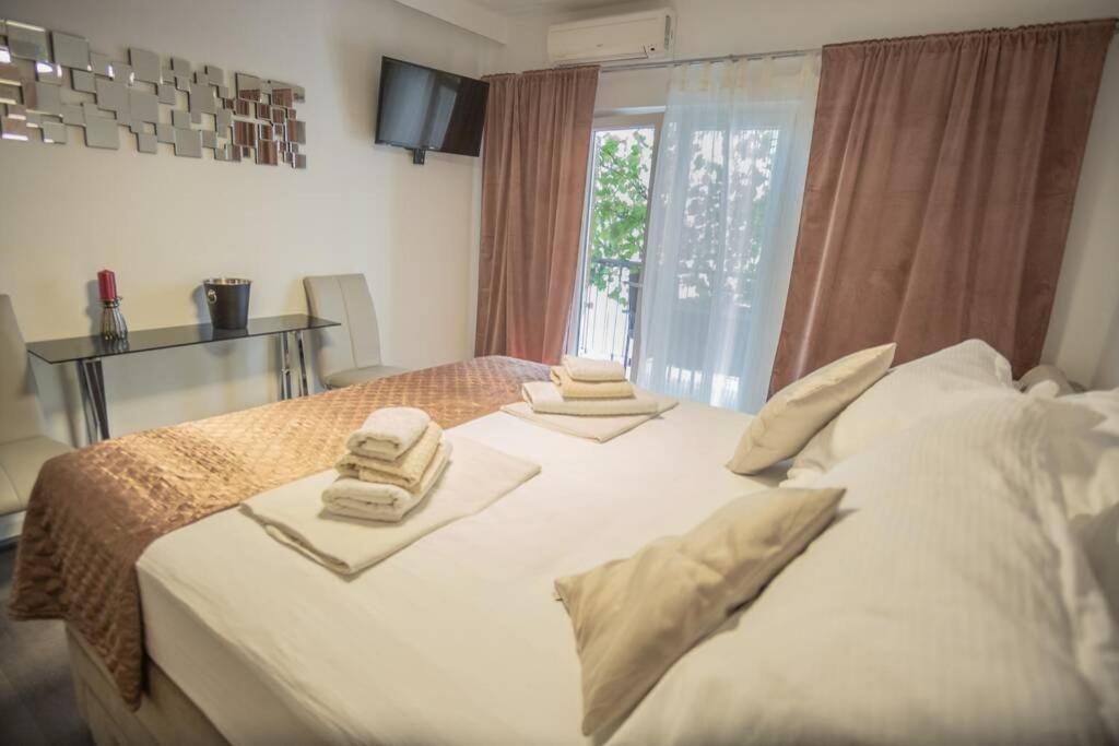 Studio Apartment Purple Sunset - 2+1 Baška Voda Екстериор снимка