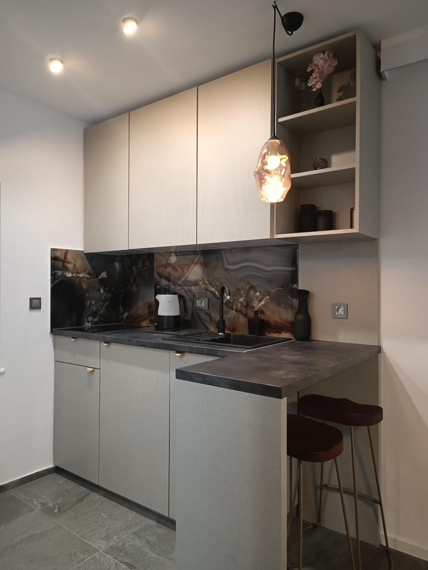 Studio Apartment Purple Sunset - 2+1 Baška Voda Екстериор снимка